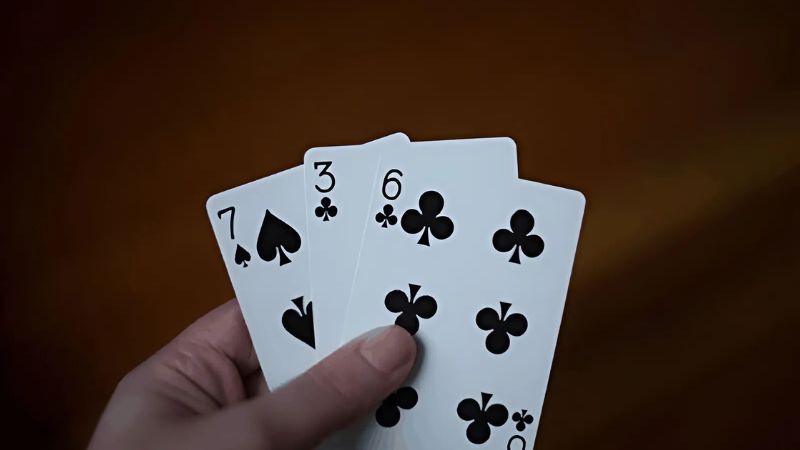 Tổng hợp các cách chơi liêng tại Manclub